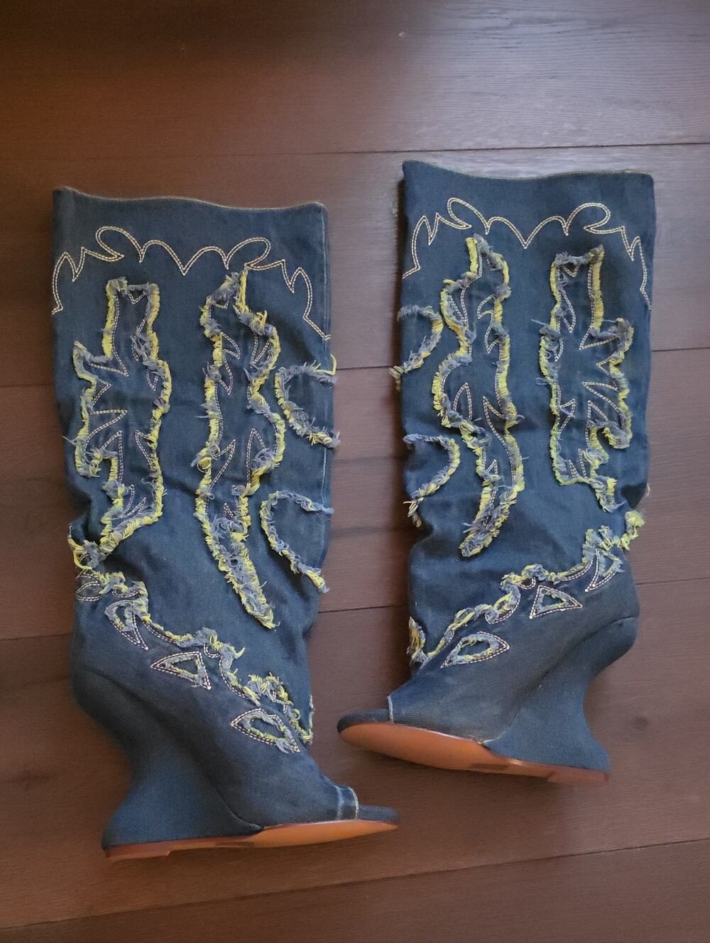 AZALEA WANG VIANCA GREEN MULTI DENIM WEDGE BOOT
